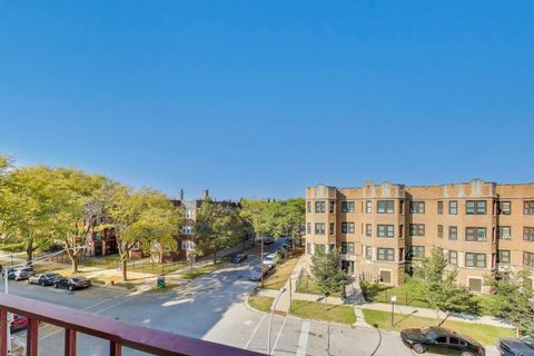 Tiny photo for 6859 S Paxton Avenue #3, Chicago, IL 60649 (MLS # 12492318)