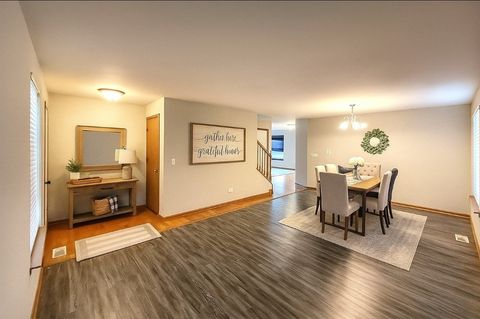 Tiny photo for 1073 Walker Court, Antioch, IL 60002 (MLS # 12510591)