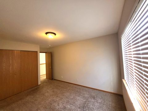 Tiny photo for 1073 Walker Court, Antioch, IL 60002 (MLS # 12510591)