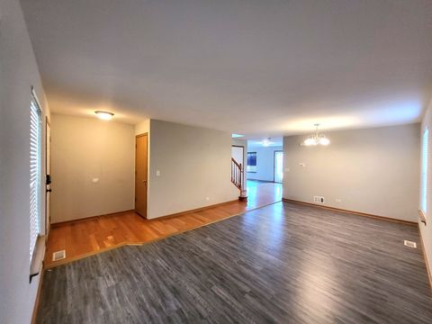 Tiny photo for 1073 Walker Court, Antioch, IL 60002 (MLS # 12510591)