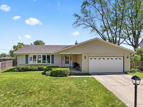 1805 E Tano Lane Mount Prospect IL 60056