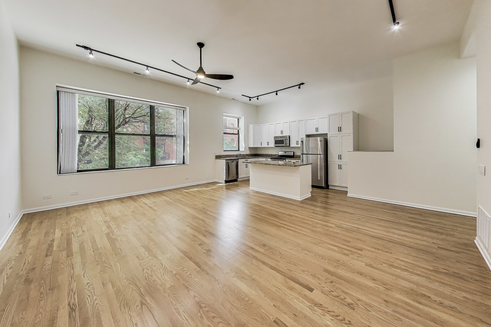 1152 W Madison Street 2