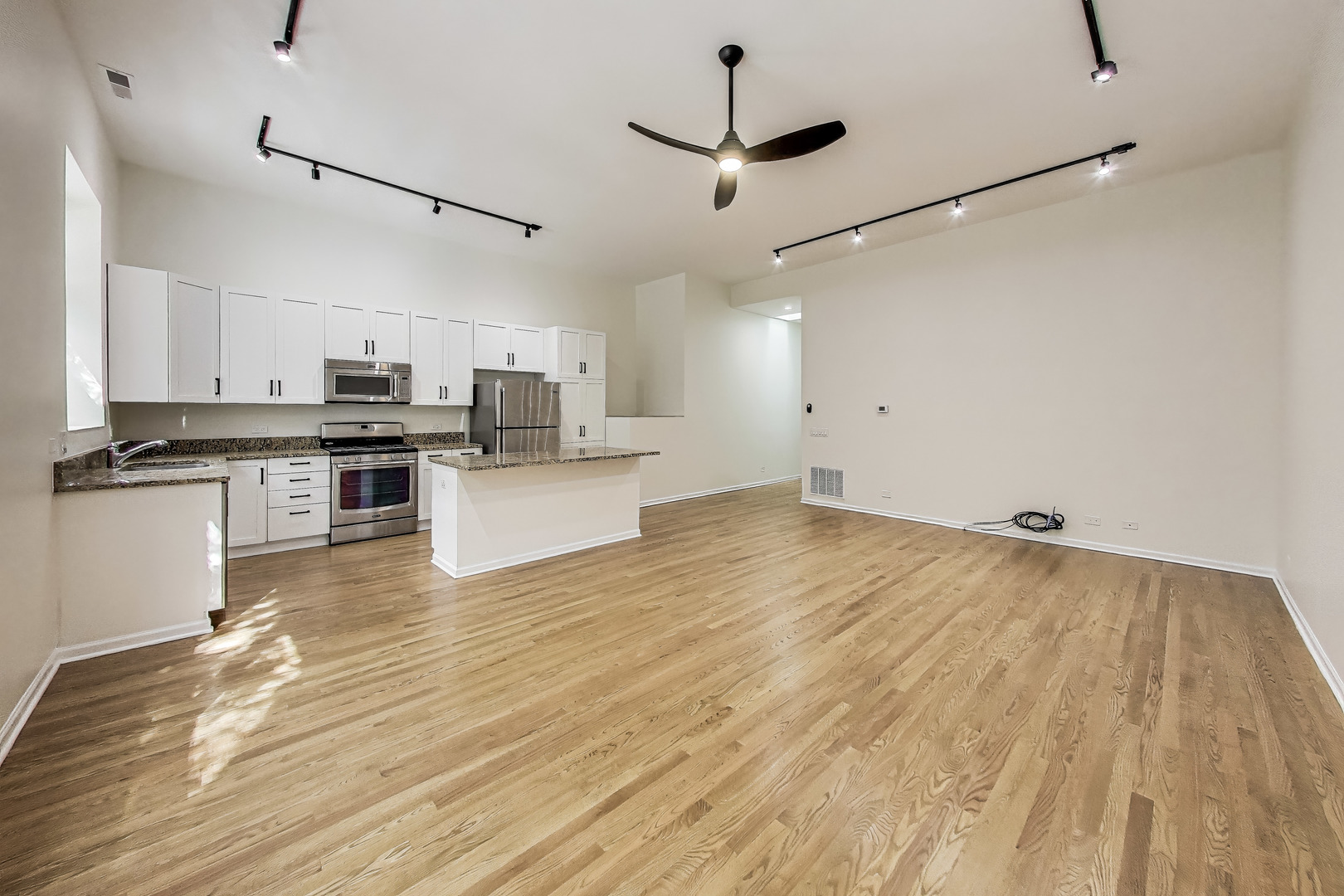 1152 W Madison Street 2