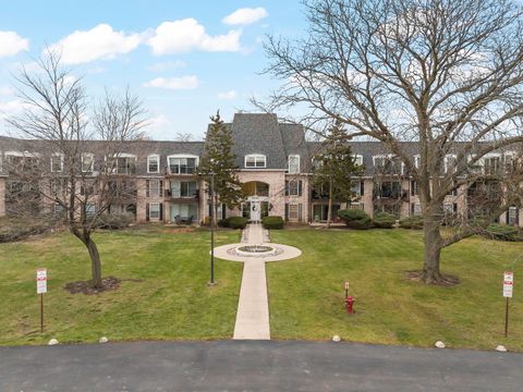 Tiny photo for 5200 CARRIAGEWAY Drive #101, Rolling Meadows, IL 60008 (MLS # 12520527)