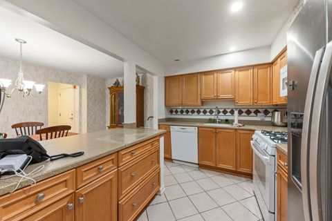 Tiny photo for 5200 CARRIAGEWAY Drive #101, Rolling Meadows, IL 60008 (MLS # 12520527)