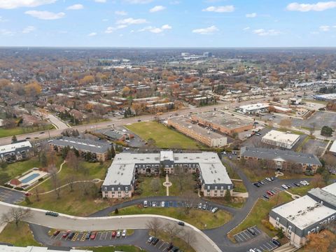 Tiny photo for 5200 CARRIAGEWAY Drive #101, Rolling Meadows, IL 60008 (MLS # 12520527)