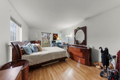 Tiny photo for 5200 CARRIAGEWAY Drive #101, Rolling Meadows, IL 60008 (MLS # 12520527)