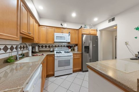 Tiny photo for 5200 CARRIAGEWAY Drive #101, Rolling Meadows, IL 60008 (MLS # 12520527)