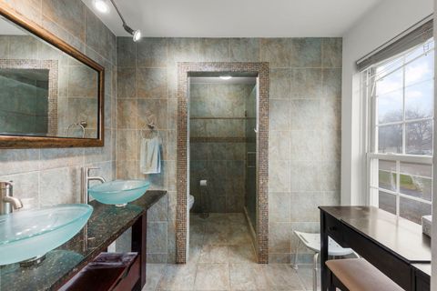 Tiny photo for 5200 CARRIAGEWAY Drive #101, Rolling Meadows, IL 60008 (MLS # 12520527)