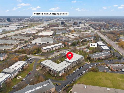 Tiny photo for 5200 CARRIAGEWAY Drive #101, Rolling Meadows, IL 60008 (MLS # 12520527)