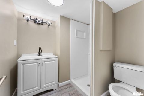 Tiny photo for 125 S BIRCHWOOD Avenue, Davenport, IA 52802 (MLS # QC4269782)