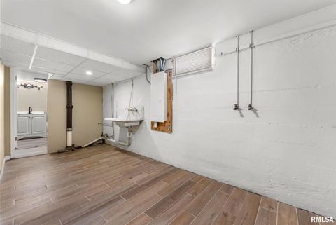 Tiny photo for 125 S BIRCHWOOD Avenue, Davenport, IA 52802 (MLS # QC4269782)