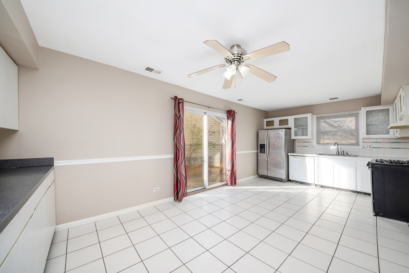 1150 SINGLETON Drive