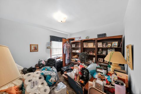 Tiny photo for 9953 S Sawyer Avenue, Evergreen Park, IL 60805 (MLS # 12468439)