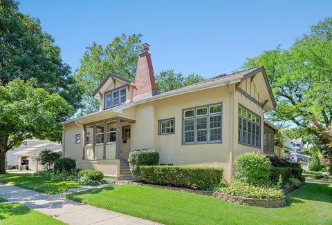 Photo of 54 Malden Avenue, La Grange, IL 60525 (MLS # 12654064)