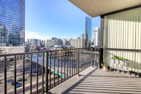 Tiny photo for 210 S Desplaines Street #710, Chicago, IL 60661 (MLS # 12484390)