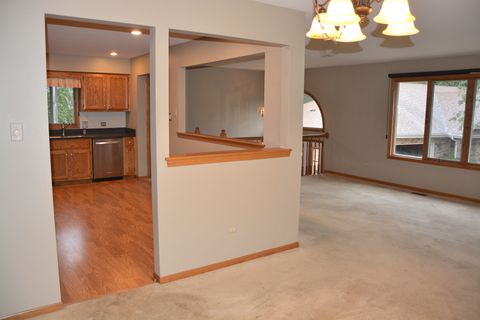Tiny photo for 17155 Kamp Court #9, Tinley Park, IL 60487 (MLS # 12462769)