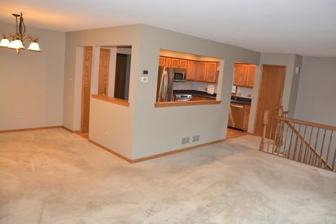 Tiny photo for 17155 Kamp Court #9, Tinley Park, IL 60487 (MLS # 12462769)