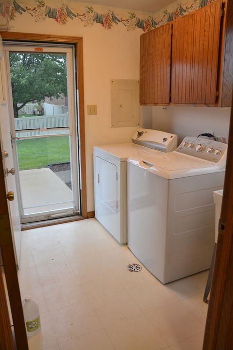 Tiny photo for 17155 Kamp Court #9, Tinley Park, IL 60487 (MLS # 12462769)