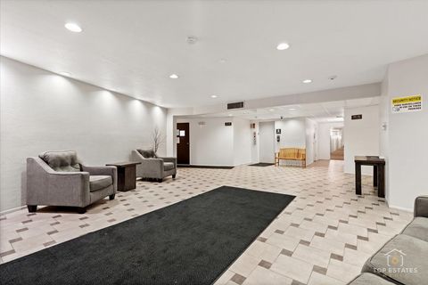 Tiny photo for 1550 Sandpebble Drive #209, Wheeling, IL 60090 (MLS # 12580330)