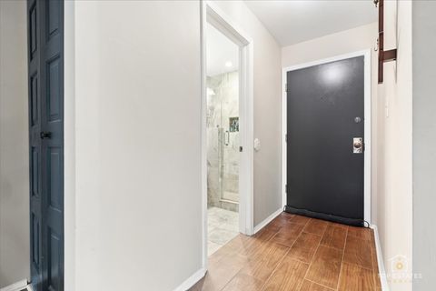 Tiny photo for 1550 Sandpebble Drive #209, Wheeling, IL 60090 (MLS # 12580330)