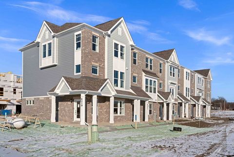 Photo of 6303 Sandbelt Drive #33004, Woodridge, IL 60517 (MLS # 12510088)