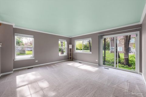 Tiny photo for 67 Samuel Drive, Streamwood, IL 60107 (MLS # 12642326)