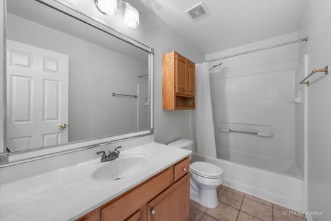 Tiny photo for 67 Samuel Drive, Streamwood, IL 60107 (MLS # 12642326)