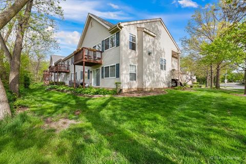 Tiny photo for 67 Samuel Drive, Streamwood, IL 60107 (MLS # 12642326)