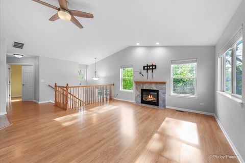 Tiny photo for 67 Samuel Drive, Streamwood, IL 60107 (MLS # 12642326)