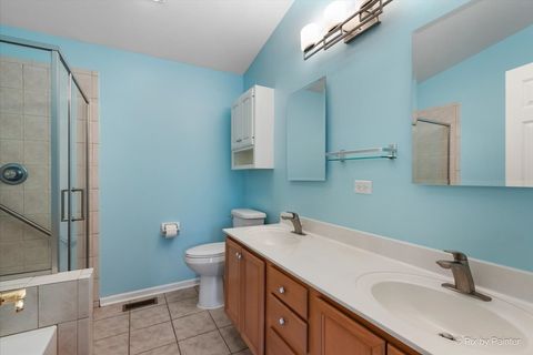 Tiny photo for 67 Samuel Drive, Streamwood, IL 60107 (MLS # 12642326)