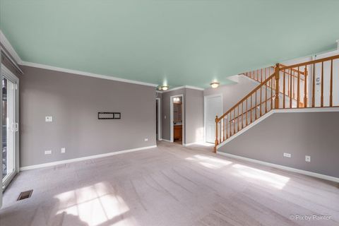 Tiny photo for 67 Samuel Drive, Streamwood, IL 60107 (MLS # 12642326)