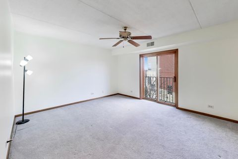 Tiny photo for 6980 W Touhy Avenue #402, Niles, IL 60714 (MLS # 12601440)