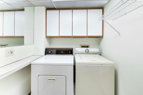 Tiny photo for 6980 W Touhy Avenue #402, Niles, IL 60714 (MLS # 12601440)