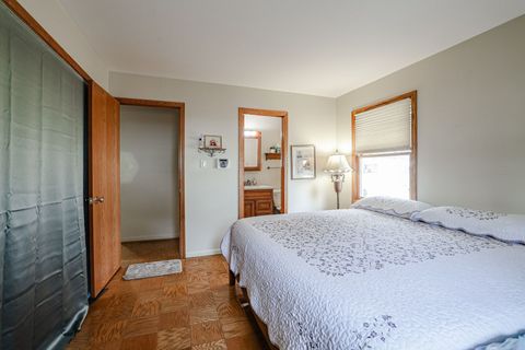 Tiny photo for 370 E Elk Grove Boulevard, Elk Grove Village, IL 60007 (MLS # 12526647)