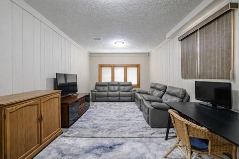 Tiny photo for 370 E Elk Grove Boulevard, Elk Grove Village, IL 60007 (MLS # 12526647)