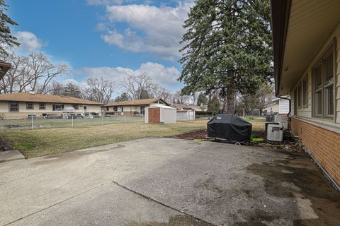 Tiny photo for 370 E Elk Grove Boulevard, Elk Grove Village, IL 60007 (MLS # 12526647)