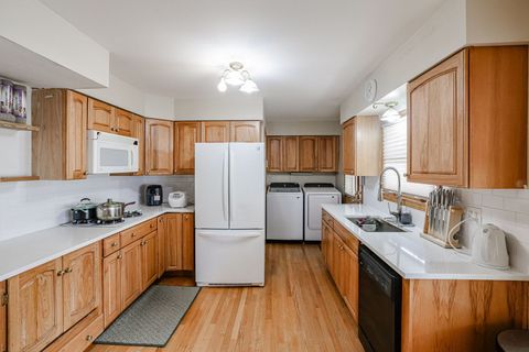 Tiny photo for 370 E Elk Grove Boulevard, Elk Grove Village, IL 60007 (MLS # 12526647)