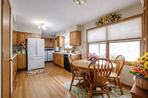 Tiny photo for 370 E Elk Grove Boulevard, Elk Grove Village, IL 60007 (MLS # 12526647)