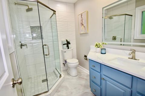Tiny photo for 26890 N Longwood Road, Lake Forest, IL 60045 (MLS # 12703708)