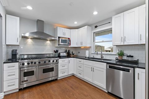 Tiny photo for 27802 N Owens Road, Mundelein, IL 60060 (MLS # 12540009)