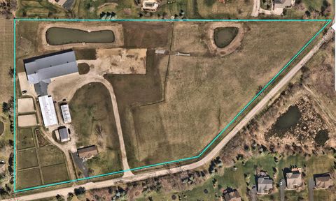 Tiny photo for 27802 N Owens Road, Mundelein, IL 60060 (MLS # 12540009)