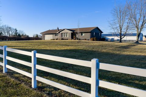 Tiny photo for 27802 N Owens Road, Mundelein, IL 60060 (MLS # 12540009)