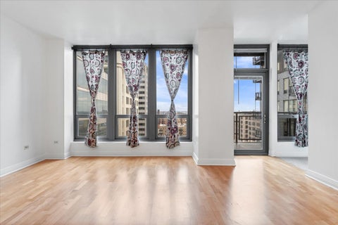 Tiny photo for 565 W Quincy Street #1216, Chicago, IL 60661 (MLS # 12792873)