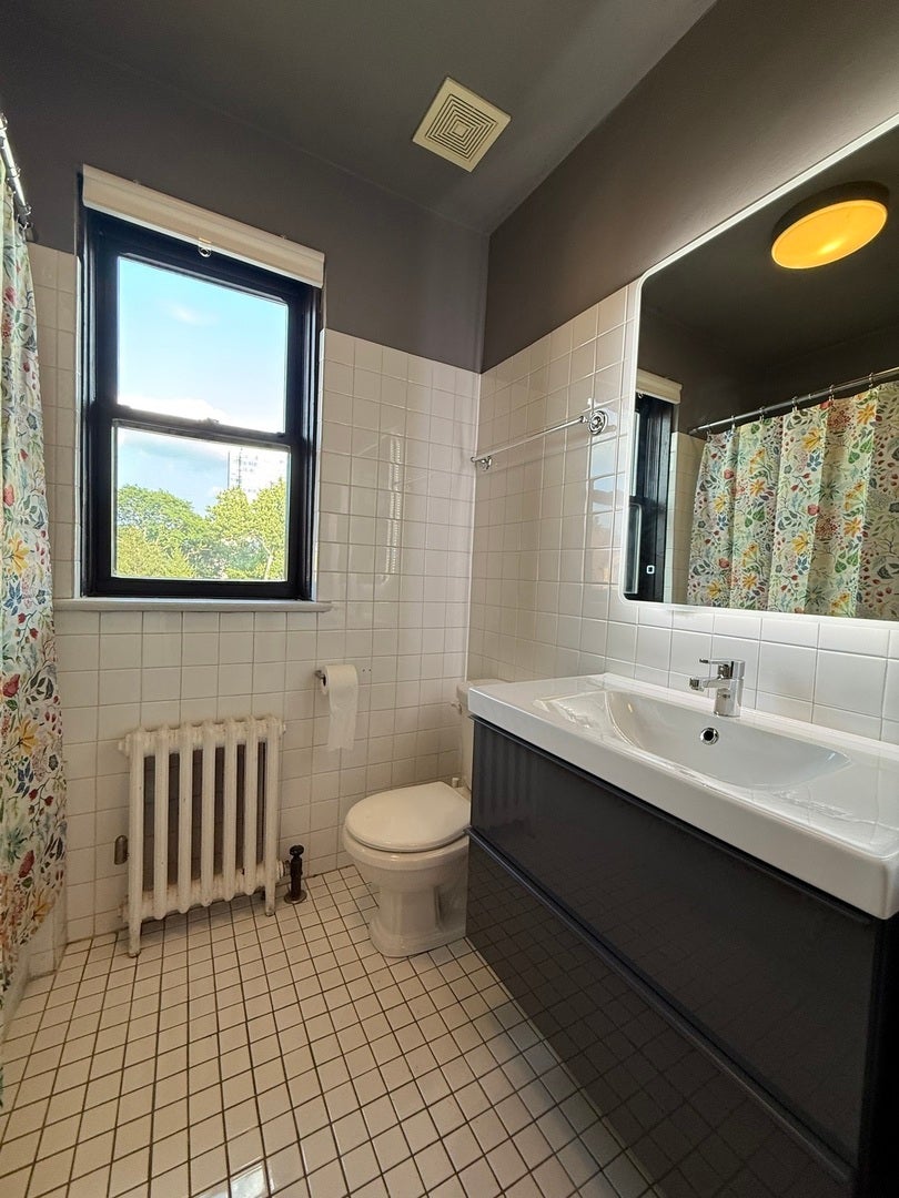 1103 Holly Court 303