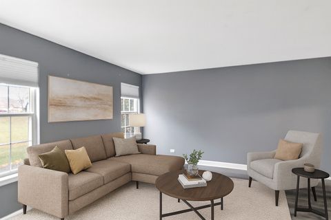 Tiny photo for 1941 Quaker Hollow Lane #1941, Streamwood, IL 60107 (MLS # 12520560)