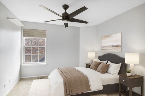 Tiny photo for 1941 Quaker Hollow Lane #1941, Streamwood, IL 60107 (MLS # 12520560)