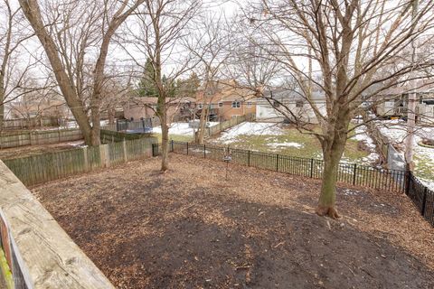 Tiny photo for Crystal Lake, IL 60014 (MLS # 12554697)