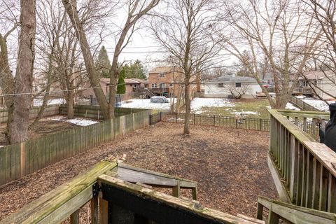 Tiny photo for Crystal Lake, IL 60014 (MLS # 12554697)