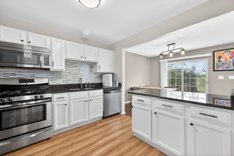 Tiny photo for 1760 Nature Court, Schaumburg, IL 60193 (MLS # 12598860)